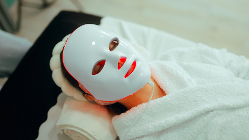 Light-based acne therapy